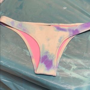 Triangl Size M tie dye bottoms cheeky.